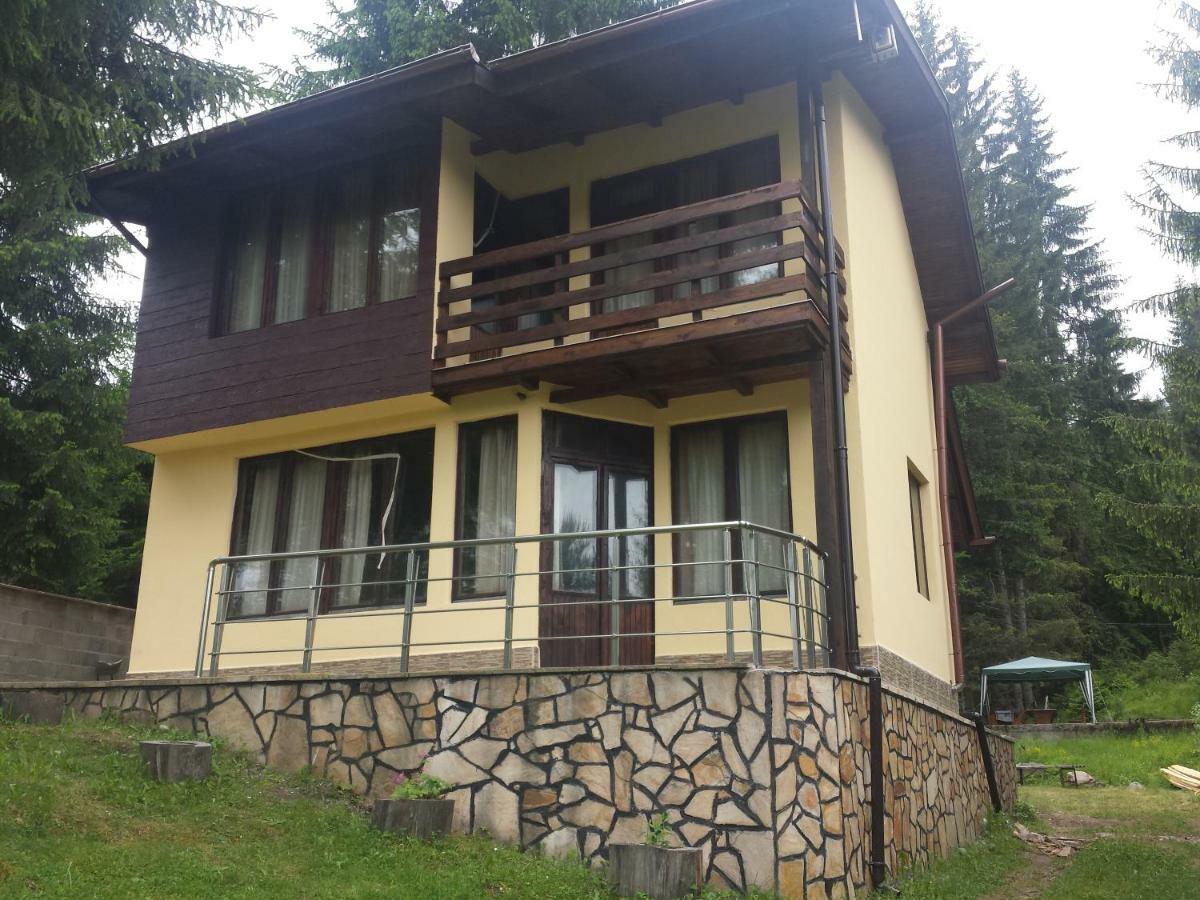 Вила Мерджан Sarnitsa Ngoại thất bức ảnh